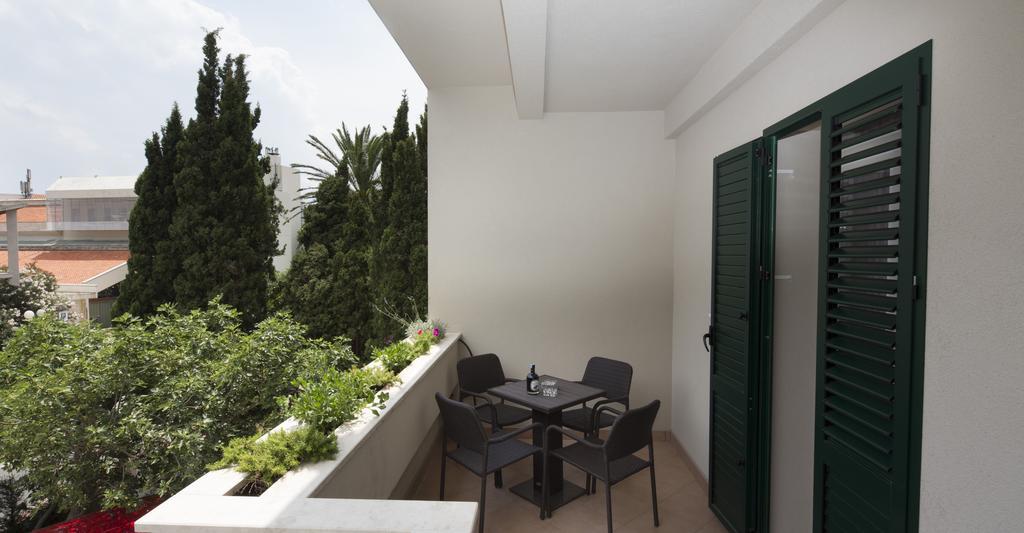 Apartments Smokva Makarska Quarto foto